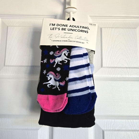 The Weekender Collection 1 legging and 3 pairs low cut socks set for size 4-10 - Picture 1 of 3